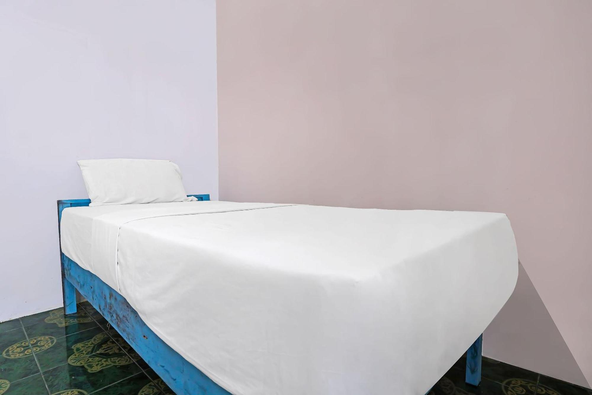 Spot On 92421 City Kost Syariah Pangkal Pinang Bagian luar foto