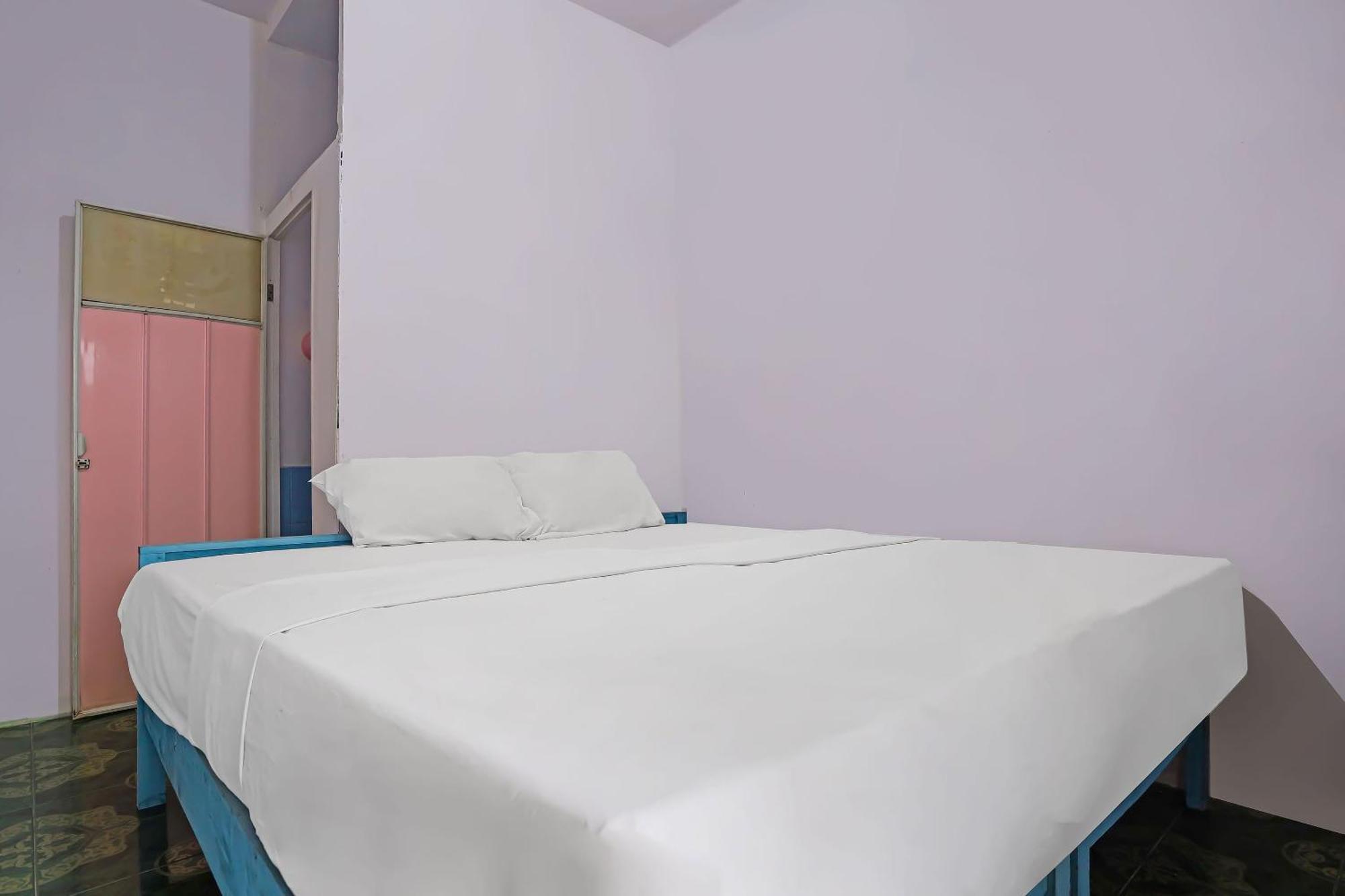 Spot On 92421 City Kost Syariah Pangkal Pinang Bagian luar foto
